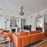 Apartment 8 people Champs Élysées